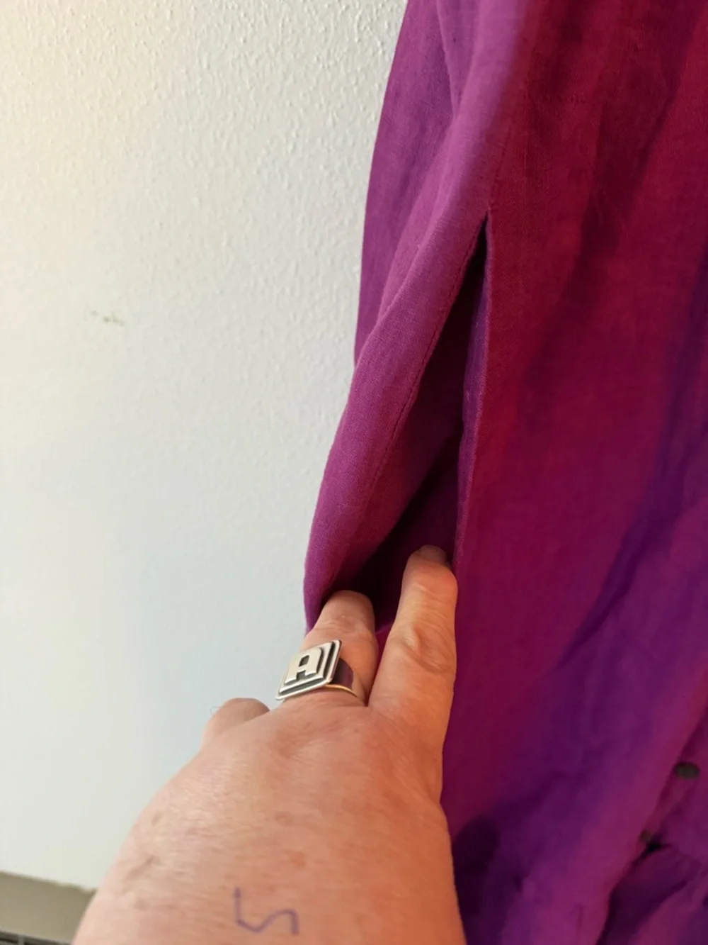 4X Sleeveless Button-Front Linen Dress in Deep Magenta - Picture 5 of 5